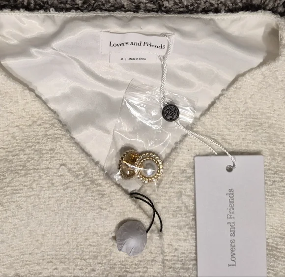 Lovers + Friends White Sleeveless Shirt and Skort set - Picture 6 of 9